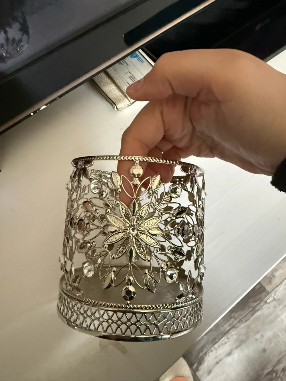 Bath & Body Works Silver Floral Filigree Votive Holder - Picture 1 of 2